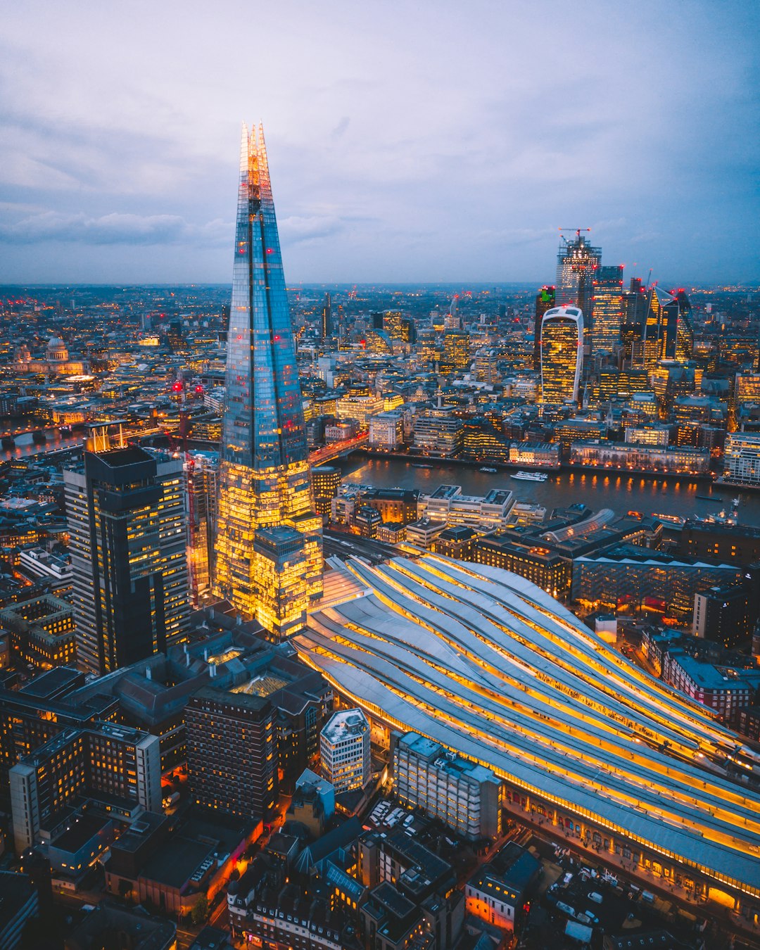 Architectural photograph using tilt-shift lens